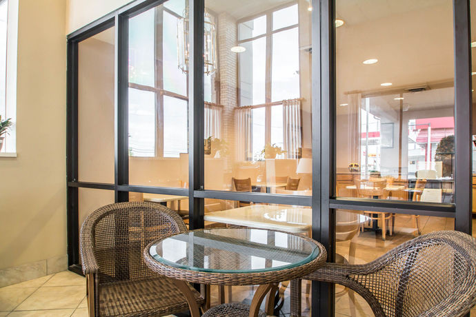 Imagen de los interiores del Hotel Econo Lodge Springfield I-44. Foto 15