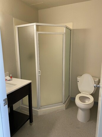 Imagen de la habitación del Hotel Econo Lodge Stockton Near I-5 Fairgrounds. Foto 14