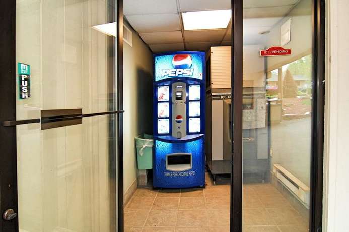Imagen de los interiores del Hotel Econo Lodge Summit - Scranton. Foto 17