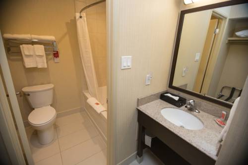 Imagen de la habitación del Hotel Econo Lodge Taber. Foto 15