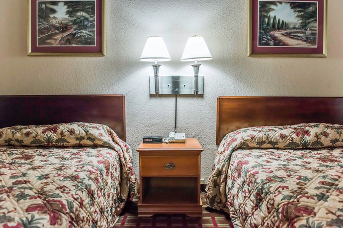 Imagen de la habitación del Hotel Econo Lodge Tallahassee. Foto 6