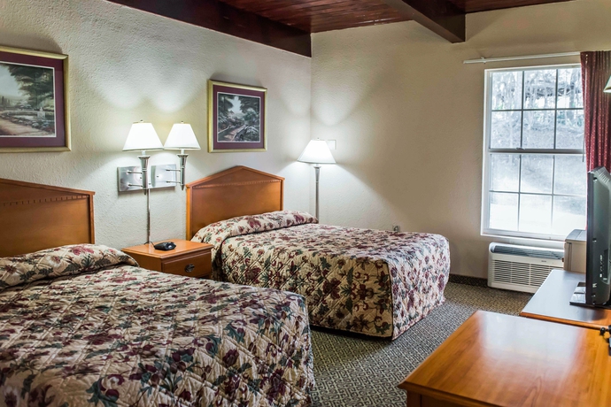 Imagen de la habitación del Hotel Econo Lodge Tallahassee. Foto 9