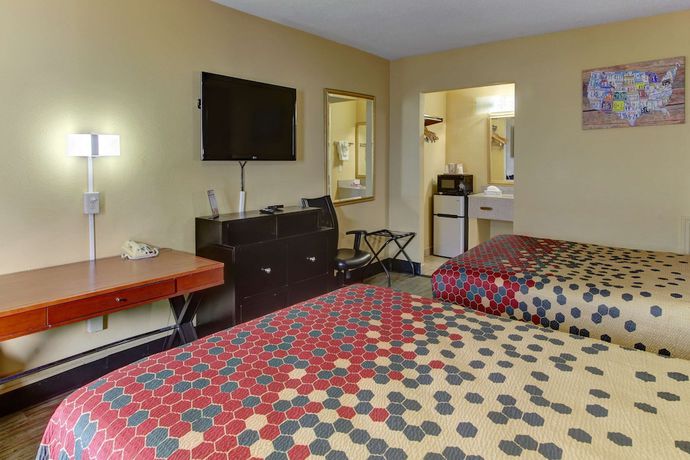 Imagen de la habitación del Hotel Econo Lodge Town Center. Foto 4