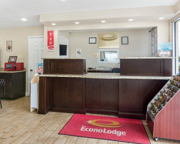 Imagen de los interiores del Hotel Econo Lodge Town Center. Foto 17