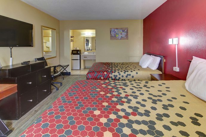 Imagen de la habitación del Hotel Econo Lodge Town Center. Foto 7