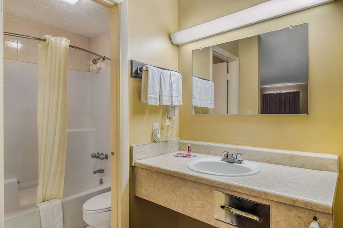 Imagen de la habitación del Hotel Econo Lodge Union City. Foto 9
