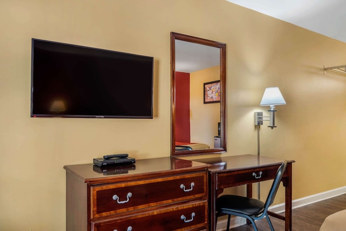 Imagen de la habitación del Hotel Econo Lodge Union City. Foto 10