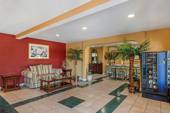 Imagen de los interiores del Hotel Econo Lodge Union City. Foto 17