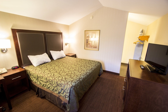 Imagen de la habitación del Hotel Econo Lodge University. Foto 8