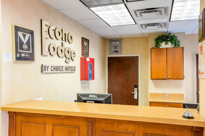 Imagen de los interiores del Hotel Econo Lodge, Valdosta. Foto 14