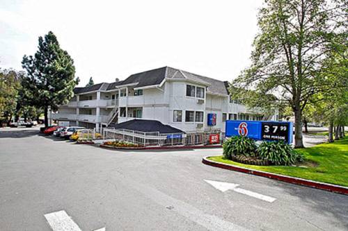 Imagen general del Hotel Econo Lodge, Vallejo. Foto 1