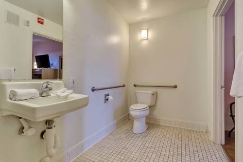 Imagen de la habitación del Hotel Econo Lodge, Vallejo. Foto 8