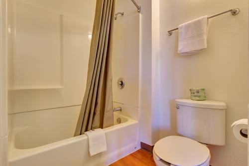 Imagen de la habitación del Hotel Econo Lodge, Vallejo. Foto 9