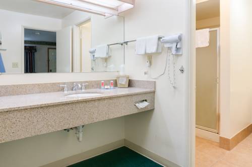 Imagen de la habitación del Hotel Econo Lodge Vancouver. Foto 7