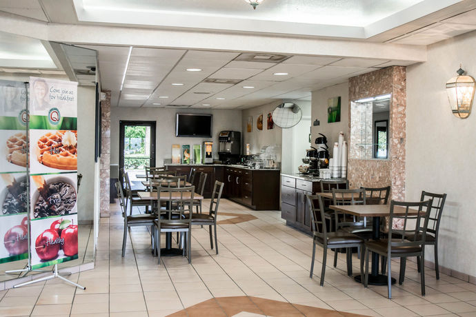 Imagen de la piscina del Hotel Econo Lodge Vero Beach - Downtown. Foto 14