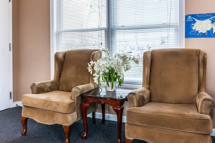 Imagen de los interiores del Hotel Econo Lodge, Vincennes. Foto 20