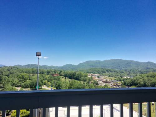 Imagen de la habitación del Hotel Econo Lodge, Waynesville. Foto 11