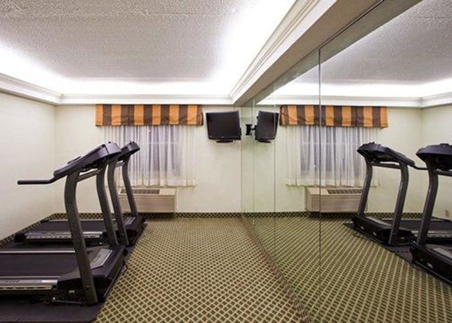 Imagen de los interiores del Hotel Econo Lodge Wesley Chapel I-75. Foto 11