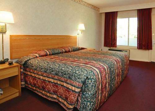 Imagen de la habitación del Hotel Econo Lodge West Haven. Foto 2