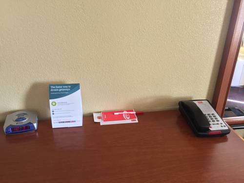 Imagen de la habitación del Hotel Econo Lodge White Pine. Foto 8