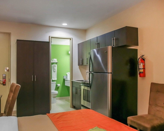 Imagen de la habitación del Hotel Econo Lodge Winnipeg South. Foto 14
