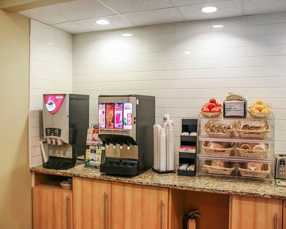 Imagen del bar/restaurante del Hotel Econo Lodge Winnipeg South. Foto 4