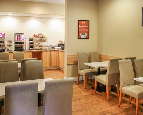 Imagen del bar/restaurante del Hotel Econo Lodge Winnipeg South. Foto 5