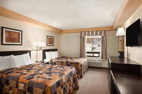Imagen de la habitación del Hotel Econo Lodge Woodbridge. Foto 1