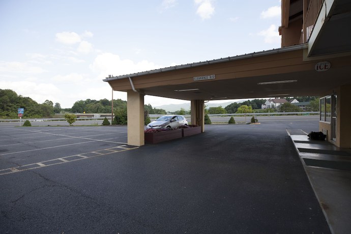 Imagen de los exteriores del Hotel Econo Lodge Wytheville I-77 and I-81. Foto 15