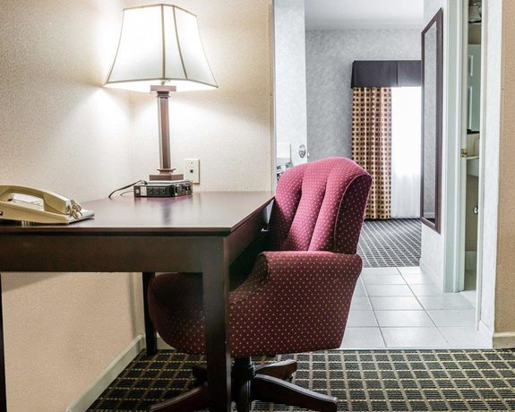 Imagen de la habitación del Hotel Econo Lodge and Suites, Grand Rapids. Foto 8