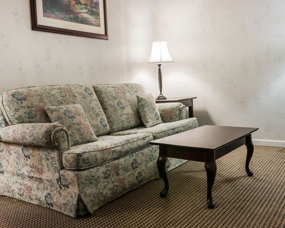 Imagen de la habitación del Hotel Econo Lodge and Suites, Grand Rapids. Foto 18