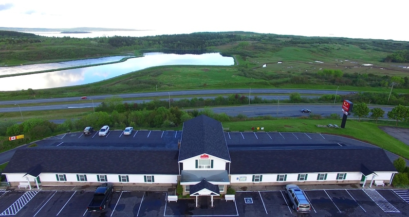Imagen general del Hotel Econo Lodge and Suites Saint John. Foto 1