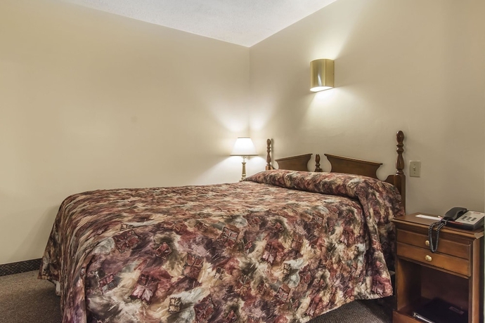 Imagen de la habitación del Hotel Econo Lodge and Suites Saint John. Foto 9