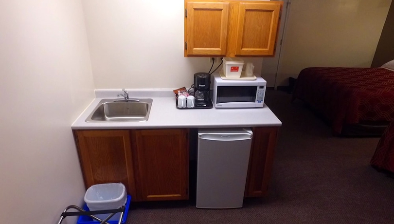 Imagen de la habitación del Hotel Econo Lodge and Suites Saint John. Foto 13