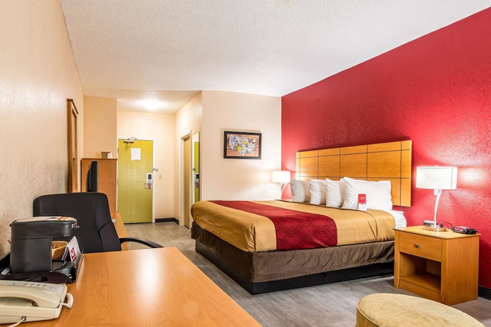 Imagen de la habitación del Hotel Econo Lodge at Wanamaker. Foto 4