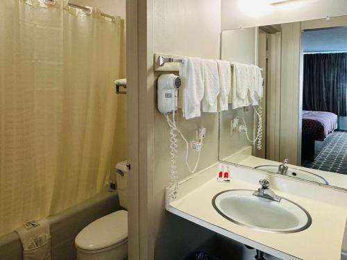 Imagen general del Hotel Econo Lodge de Clemson,. Foto 18