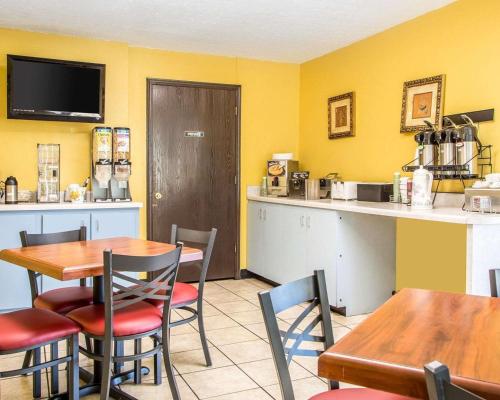 Imagen general del Hotel Econo Lodge near Missouri University of Science and Technology. Foto 1