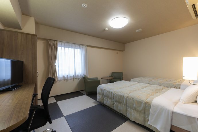 Imagen de la habitación del Hotel Econo Tsu Station. Foto 6