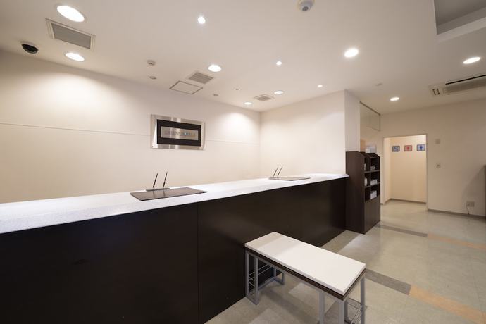 Imagen de los interiores del Hotel Econo Tsu Station. Foto 16