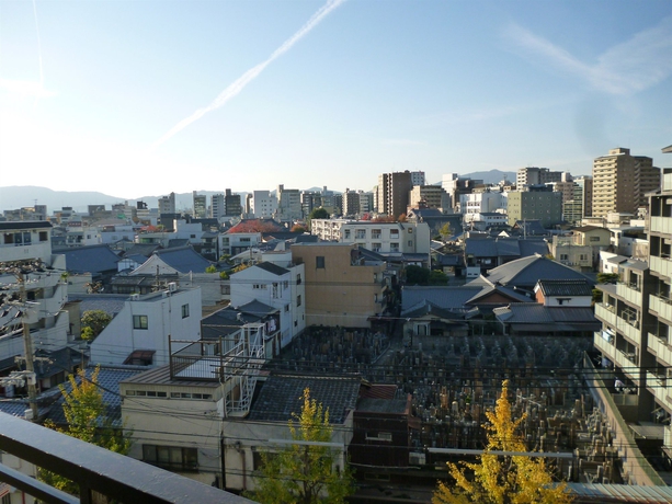 Imagen de la habitación del Hotel Econo-Inn Kyoto. Foto 10