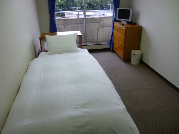 Imagen de la habitación del Hotel Econo-Inn Kyoto. Foto 11