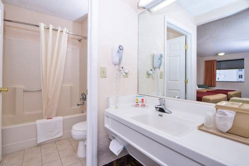 Imagen de la habitación del Hotel Econolodge Bellmawr. Foto 15
