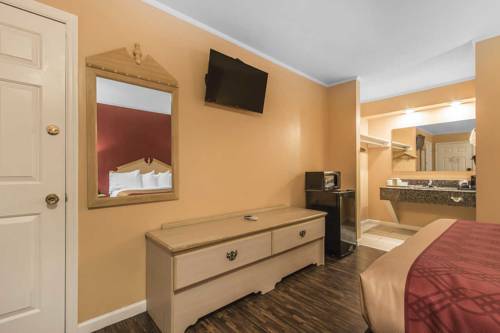 Imagen de la habitación del Hotel Econolodge Cornersville. Foto 11