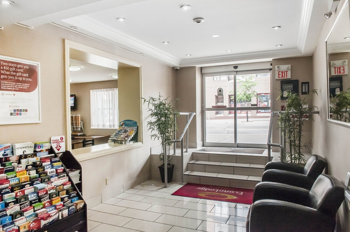 Imagen de los interiores del Hotel Econolodge Downtown Toronto. Foto 16