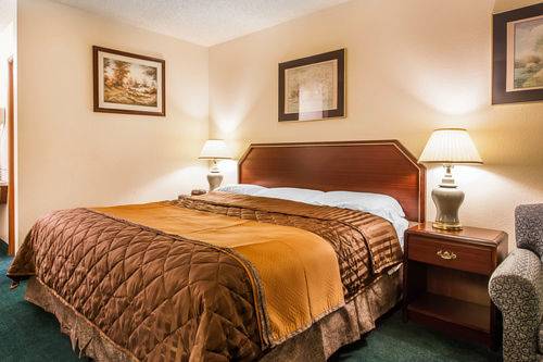 Imagen de la habitación del Hotel Econolodge Everett. Foto 6