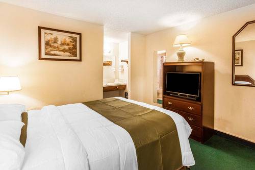 Imagen de la habitación del Hotel Econolodge Everett. Foto 8