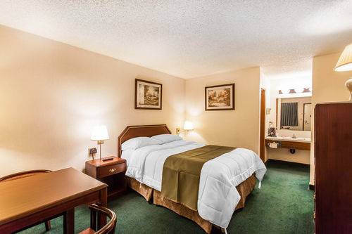 Imagen de la habitación del Hotel Econolodge Everett. Foto 10