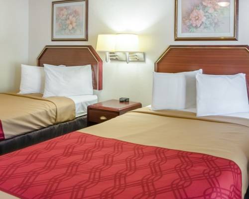 Imagen de la habitación del Hotel Econolodge Historic. Foto 2