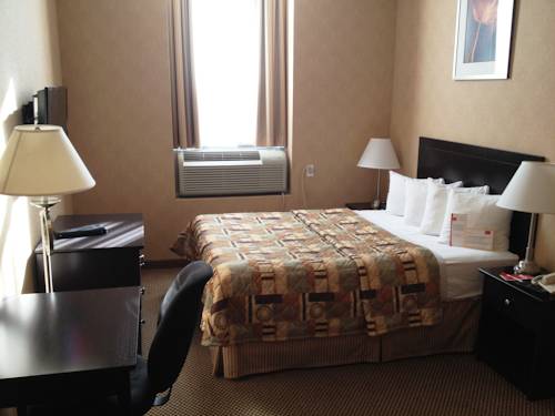 Imagen de la habitación del Hotel Econolodge Woodstock. Foto 9