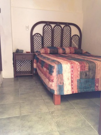 Imagen de la habitación del Hotel Economico Mallorca. Foto 17